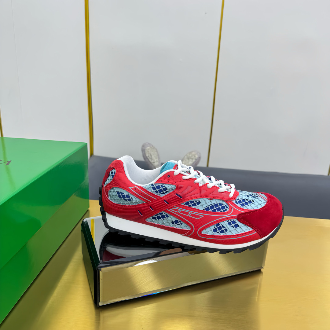 b0tte*a Ven*ta orbit sneaker