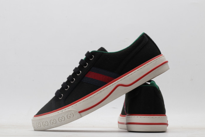G*u*i low-top sneaker