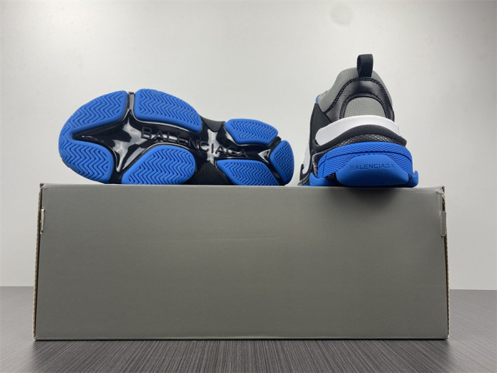 BLCG TRIPLE SNEAKER