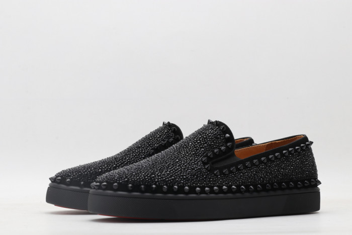 CLBSNEAKER