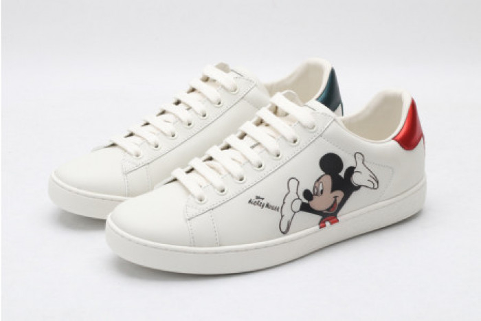 disney & G*u*i