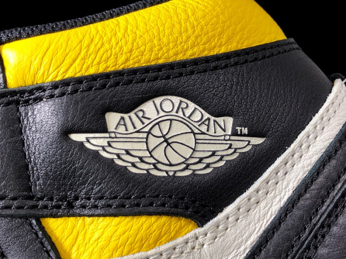 Air Jordan 1 Retro High OG NRG "Not For Resale" - 861428 107
